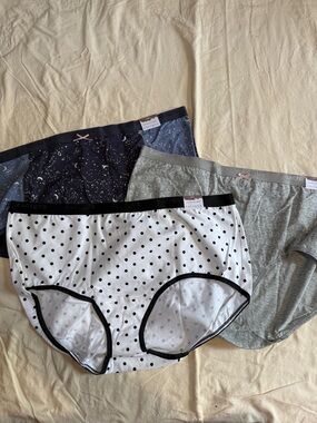 NWY Cacique Briefs 3 Pack - White Polka Dot, Navy & Gray